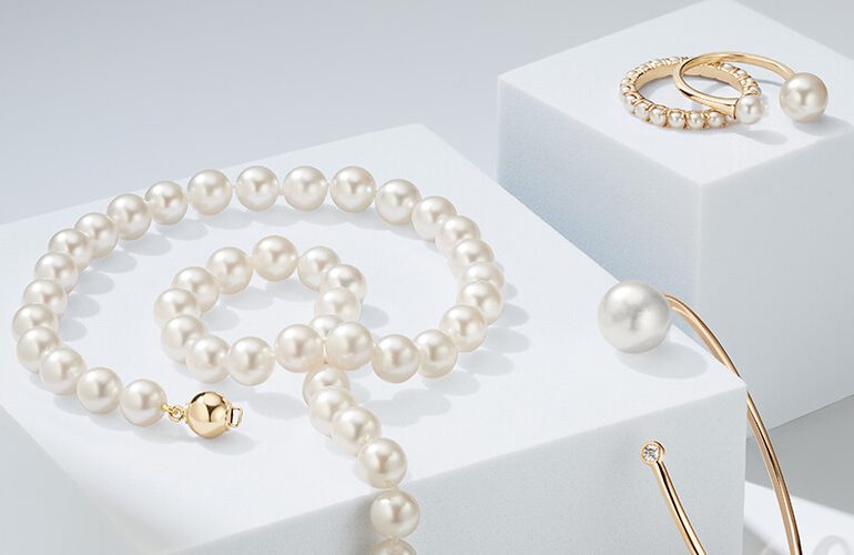 Discover The June Birthstone Pearl