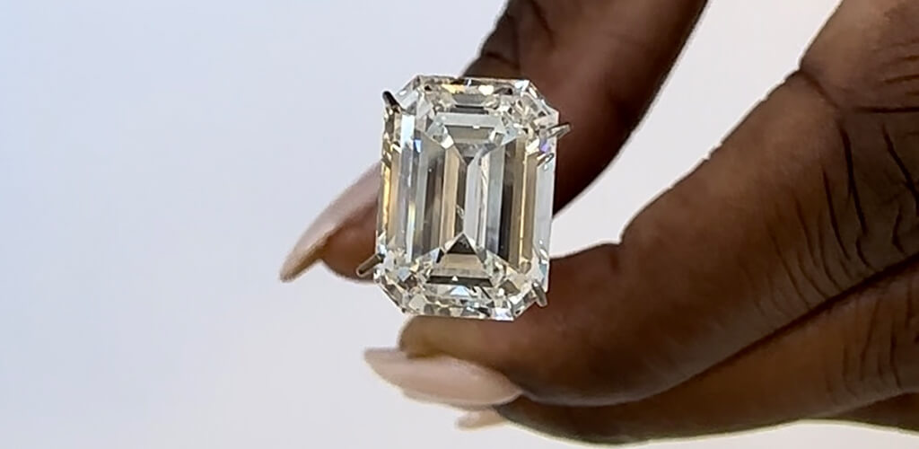 Emerald Cut Diamond